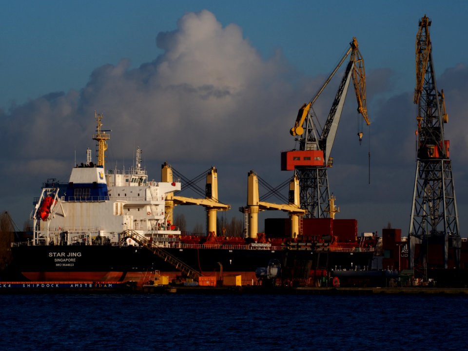 STAR JING IMO 9644823 in the dry docks, Port of amsterdam, pic2-001