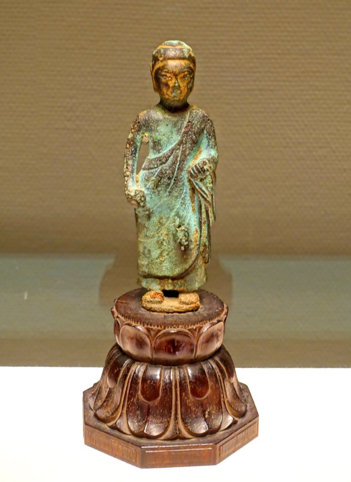 Standing Bhaisajyaguru, Korea, Three Kingdoms period, 600s AD, bronze - Tokyo National Museum - Tokyo, Japan - DSC08258