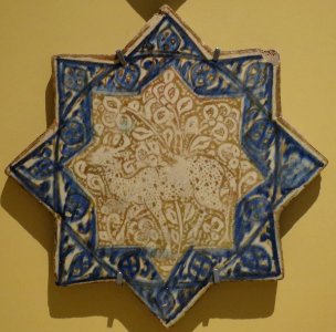 Star tile with animal from Iran, early 14th century, HAA photo