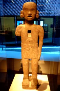 Standing male figure, Central Mexico, Aztec, 1300-1521 AD, vesicular basalt - De Young Museum - DSC00472