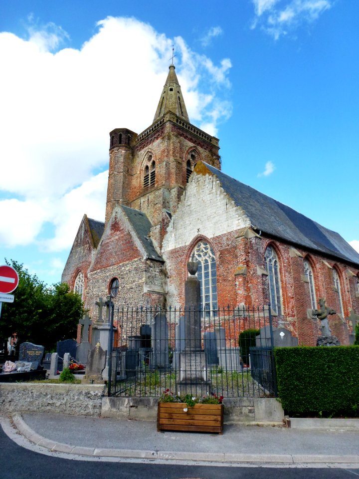 Staple (Nord, Fr) église (03)