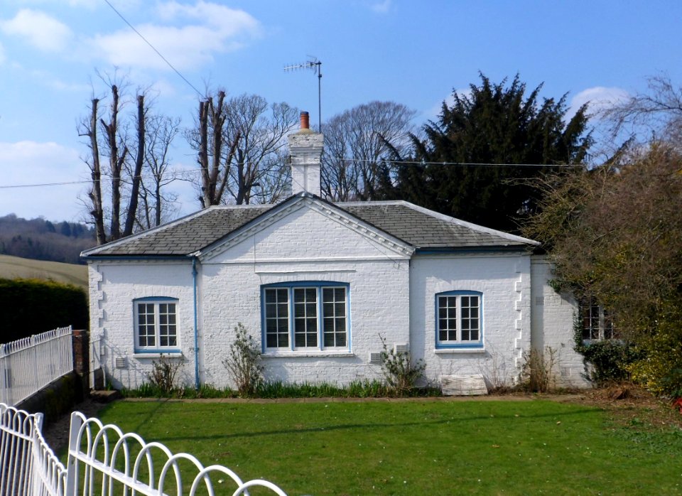 Stanmer Park Lower Lodge (North), Stanmer (NHLE Code 1380953) (April 2013) (1)
