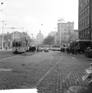 Stakingen in Belgie, de rijdende trams op de Keizerlei te Antwerpen, Bestanddeelnr 911-9571