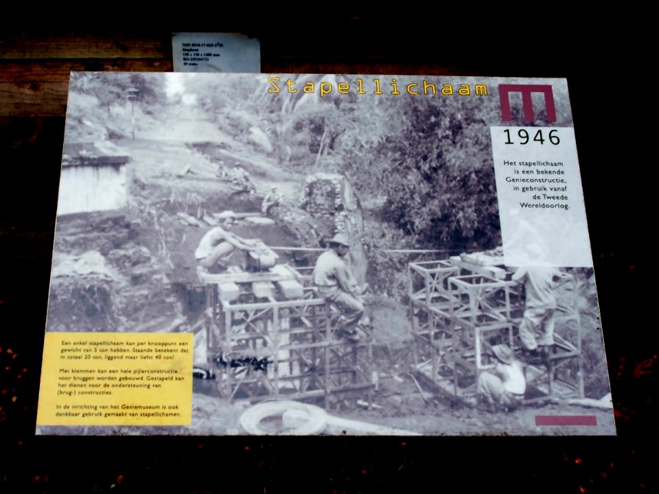 Stapellichaam uit 1946, Geniemuseum Vught, photo 1
