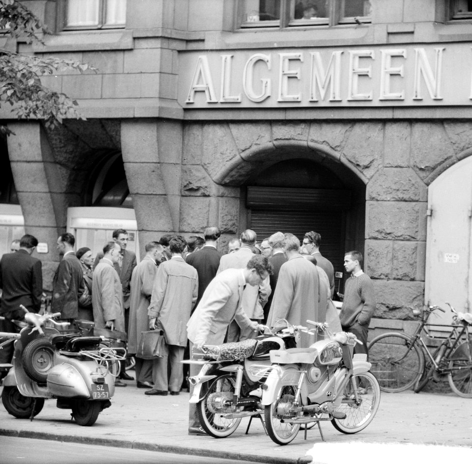 Staking technisch personeel Algemeen Handelsblad, Bestanddeelnr 912-7212