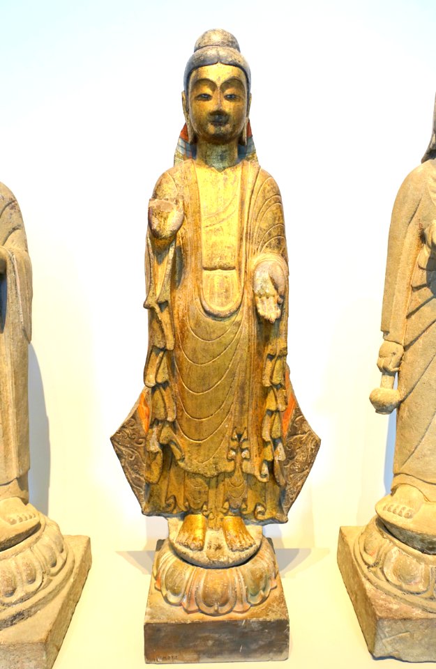 Standing Buddha, China, Shanxi province, Eastern Wei dynasty, 534-550 AD, sandstone, pigments - Östasiatiska museet, Stockholm - DSC09278