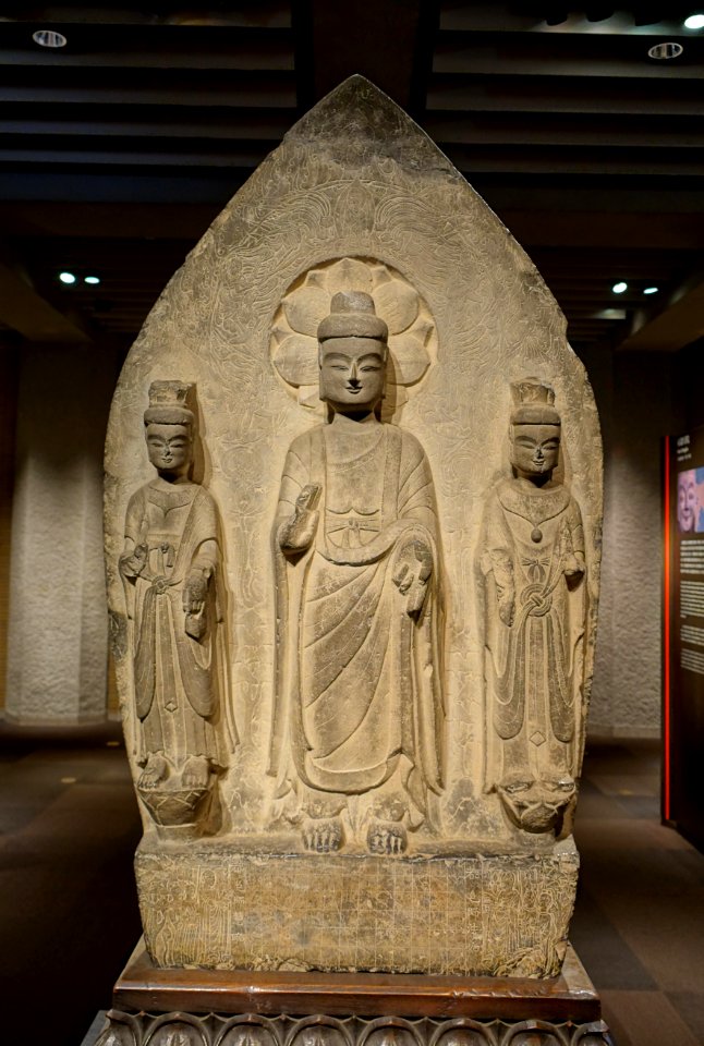 Standing Buddha triad, China, Eastern Wei dynasty, 500s AD, limestone - Tokyo National Museum - Tokyo, Japan - DSC08741