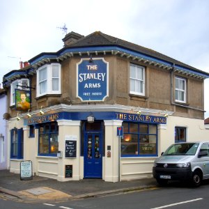 Stanley Arms, Wolseley Road, Portslade (August 2015) (1)