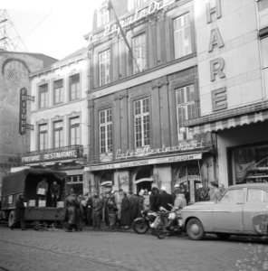Staking te Luik, agenten voor cafe, Bestanddeelnr 911-9677