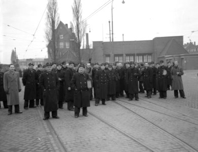 Staking gemeentepersoneel Amsterdam, stakers bij Renicre, Bestanddeelnr 907-0471