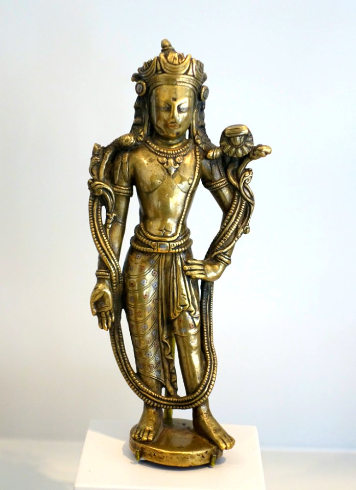 Standing Bodhisattva Manjushri Holding a Book, India, Kashmir, Karkota dynasty, 7th-8th century AD, brass, silver, copper, pigments - Arthur M. Sackler Museum, Harvard University - DSC00849