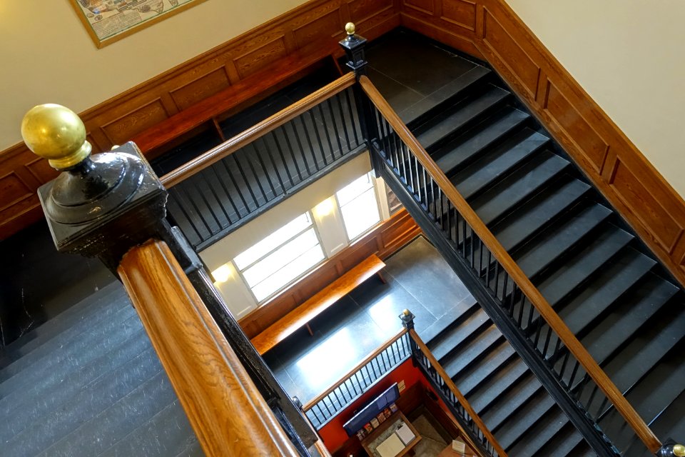 Stairway - Harvard Semitic Museum - Cambridge, MA - DSC06428