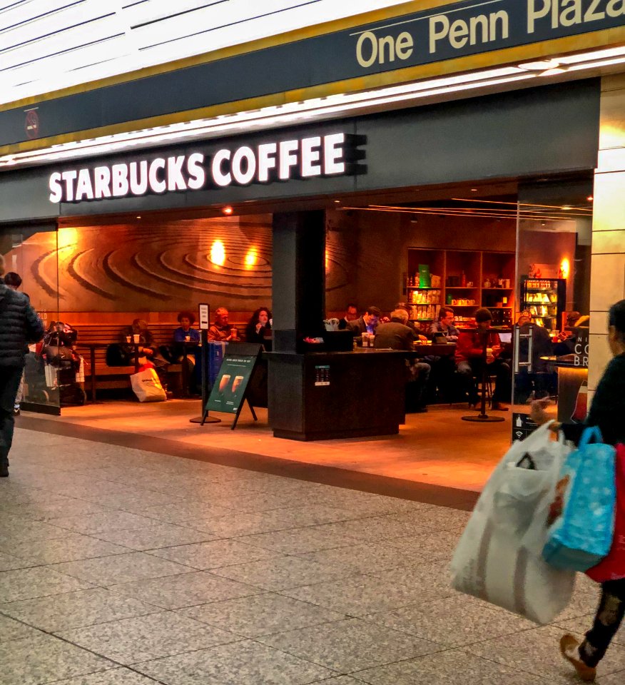 Starbucks Coffee Penn Station New York 