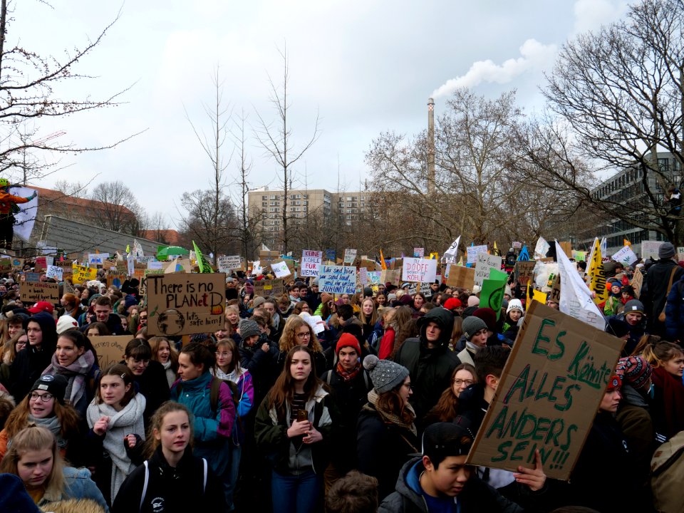 Start of the FridaysForFuture Demonstration 25-01-2019 Berlin 28