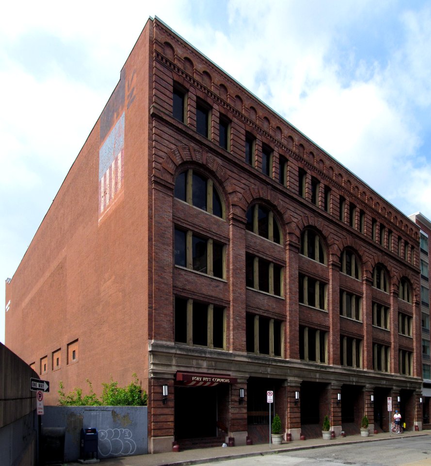 Standard Sanitary Manufacturing Company Warehouse (Fort Pitt Commons), 2021-05-11
