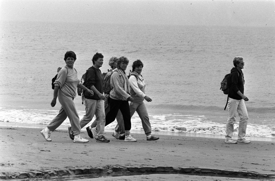 Start Strandzesdaagse in Hoek van Holland, Bestanddeelnr 933-7146