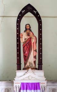 Statue of Jesus in the Church of Santa Barbara