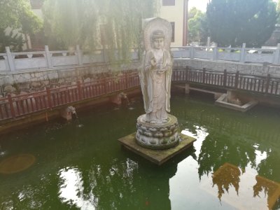 Statue of Guanyin, Songbai Temple1