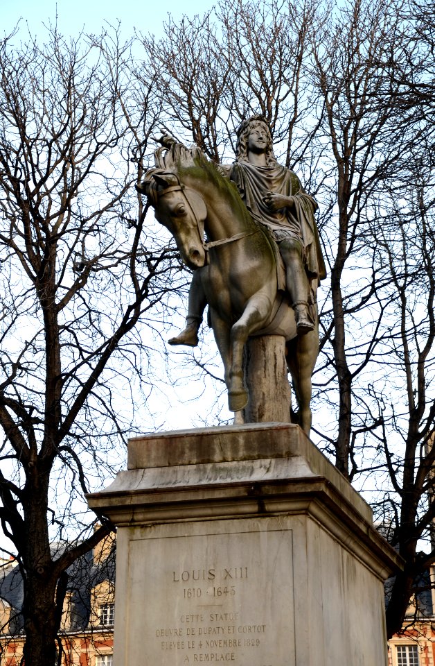 Statue Louis XIII Square Louis XIII Paris 27122012 1