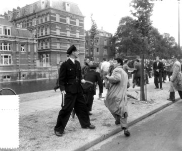 Staking in haven Amsterdam, relletjes op Stadhouderskade, Bestanddeelnr 907-2702