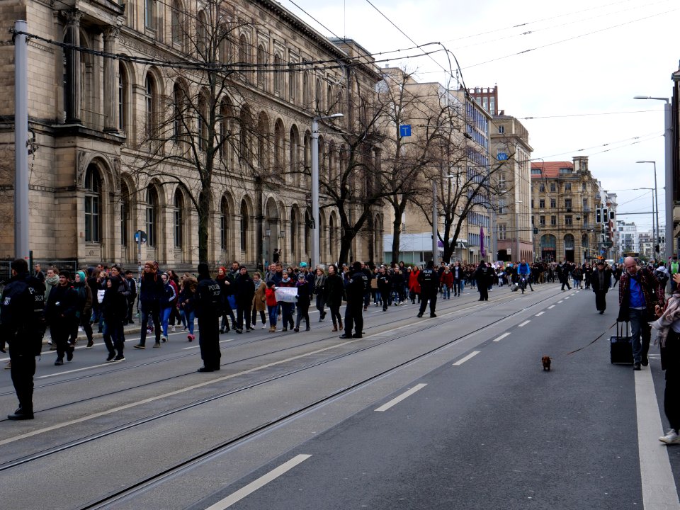 Start of the FridaysForFuture demonstration Berlin 15-03-2019 01