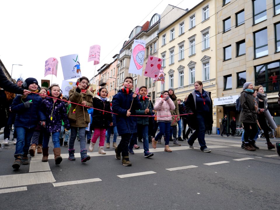 Start of the FridaysForFuture demonstration Berlin 15-03-2019 03