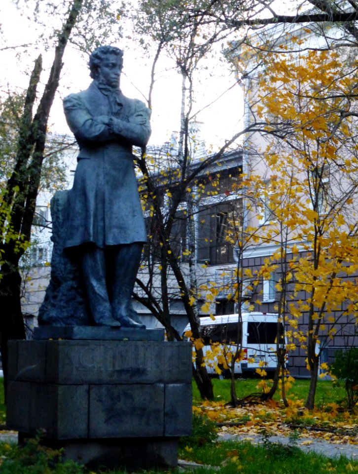 Statue of Pushkin, Petrozavodsk, 2018