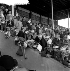 Start Ronde van Nederland Stadion Utrecht . Nescafe, Bestanddeelnr 907-9309