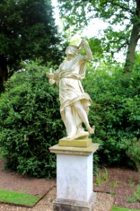 Statue of Pallas, Belton House 1