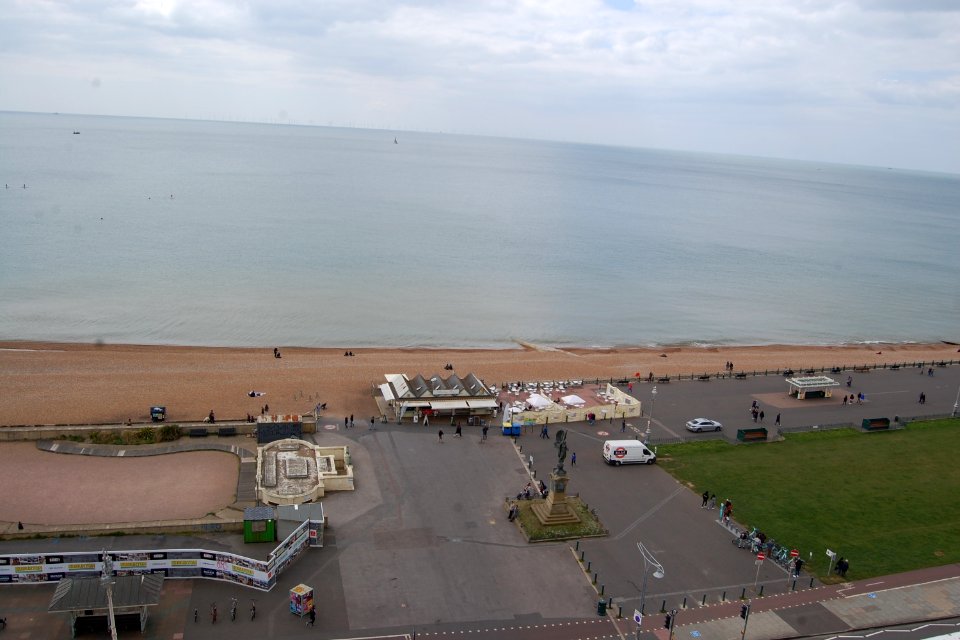 Statue of King Edward VII (Peace Memorial), King's Road, Brighton (NHLE Code 1381644) (May 2019, seen from Embassy Court) (1)
