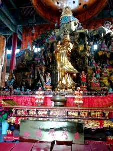 Statue of Guanyin, Kaifu Temple, picture3 photo
