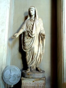 Statue of a male in the Vatican museum, CVOLVSIOVICTOR photo