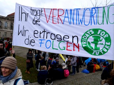 Start of the FridaysForFuture demonstration Berlin 15-03-2019 13