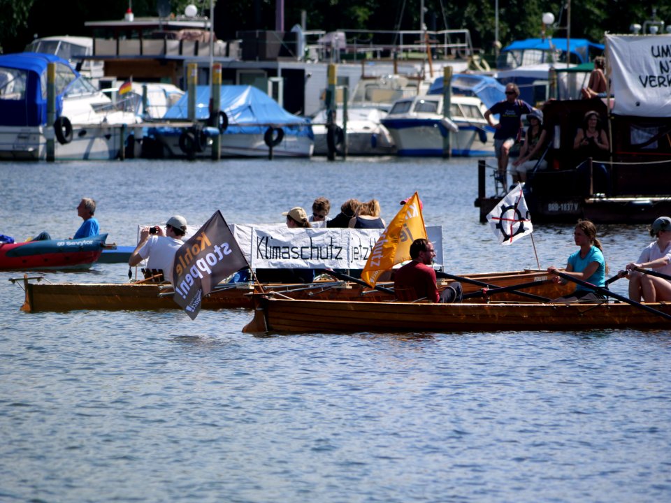Start of the Coal and Boat demonstration 2019 61