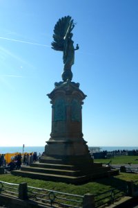 Statue of King Edward VII (Peace Memorial), King's Road, Brighton (NHLE Code 1381644) (March 2014) (2)