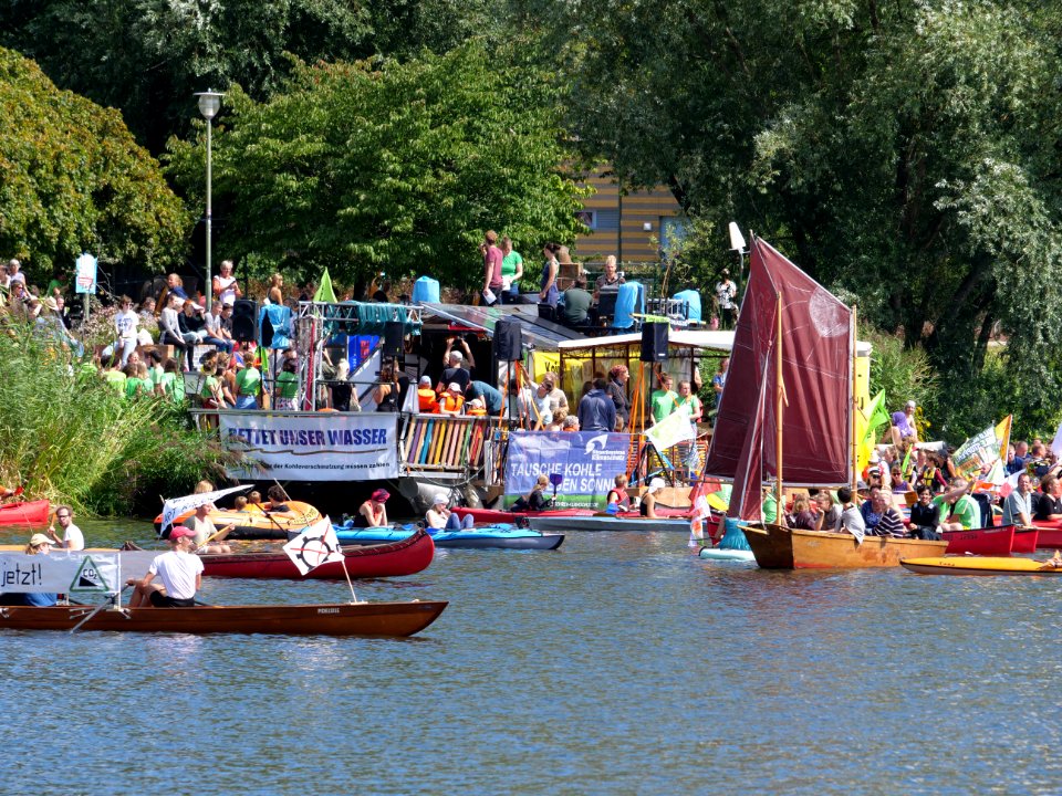 Start of the Coal and Boat demonstration 2019 53