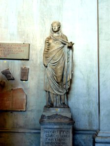 Statue of a female in the Vatican museum, HOSPITIDIUI CLAUDILIBERTO TABULARIO LEONIDIANO photo