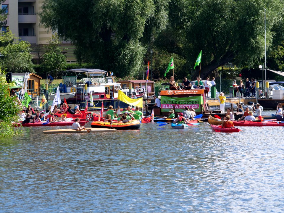 Start of the Coal and Boat demonstration 2019 64