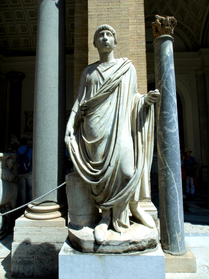 Statue in the museum pic4