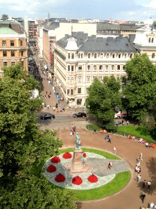 Statue of Johan Ludvig Runeberg in Helsinki - DSC05572