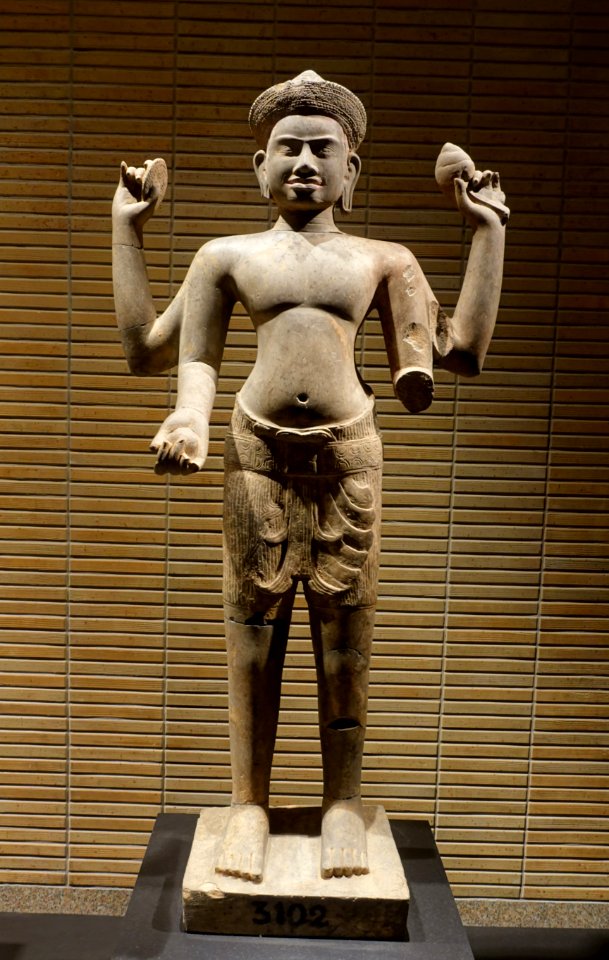 Standing Vishnu, Prasat Olok, Cambodia, Angkor period, 1100s AD, sandstone, polychromy - Tokyo National Museum - Tokyo, Japan - DSC08770