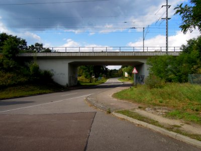 Starrrahmenbrücke der Bahnstrecke Berlin–Halle -Anhalterbahn- in Zahna 2017