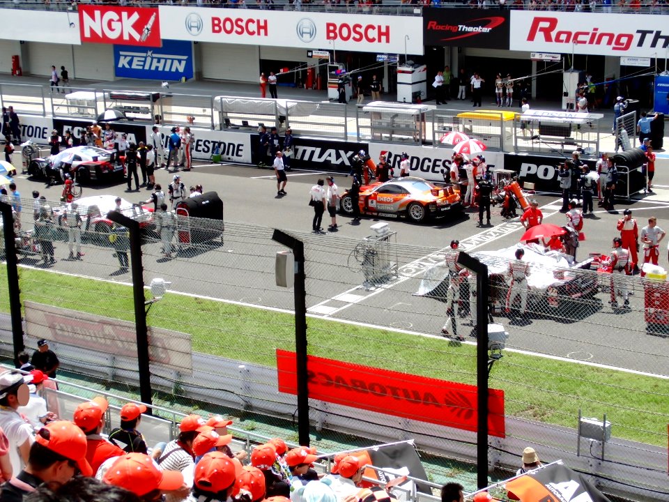 Starting grid at 2012 Pokka 1000km