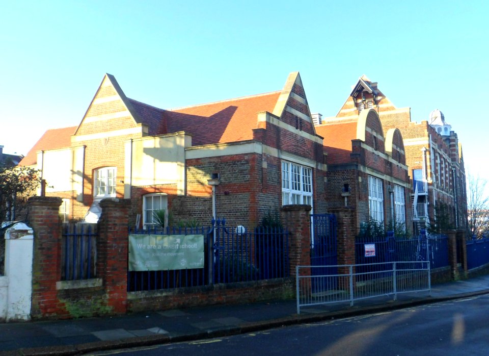 Stanford Road School (former Board School), Prestonville, Brighton (NHLE Code 1380951) (December 2013) (4)