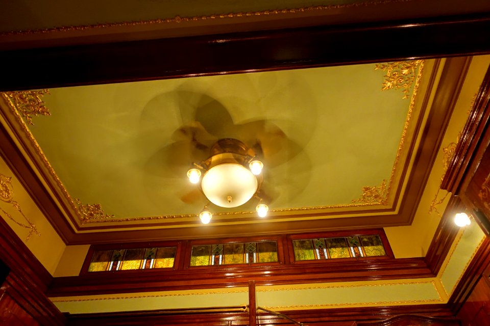 Stateroom A ceiling - Wisconsin Railroad Car, Pullman Company, 1905 - Circus Museum - John and Mable Ringling Museum of Art - Sarasota, FL - DSC00440
