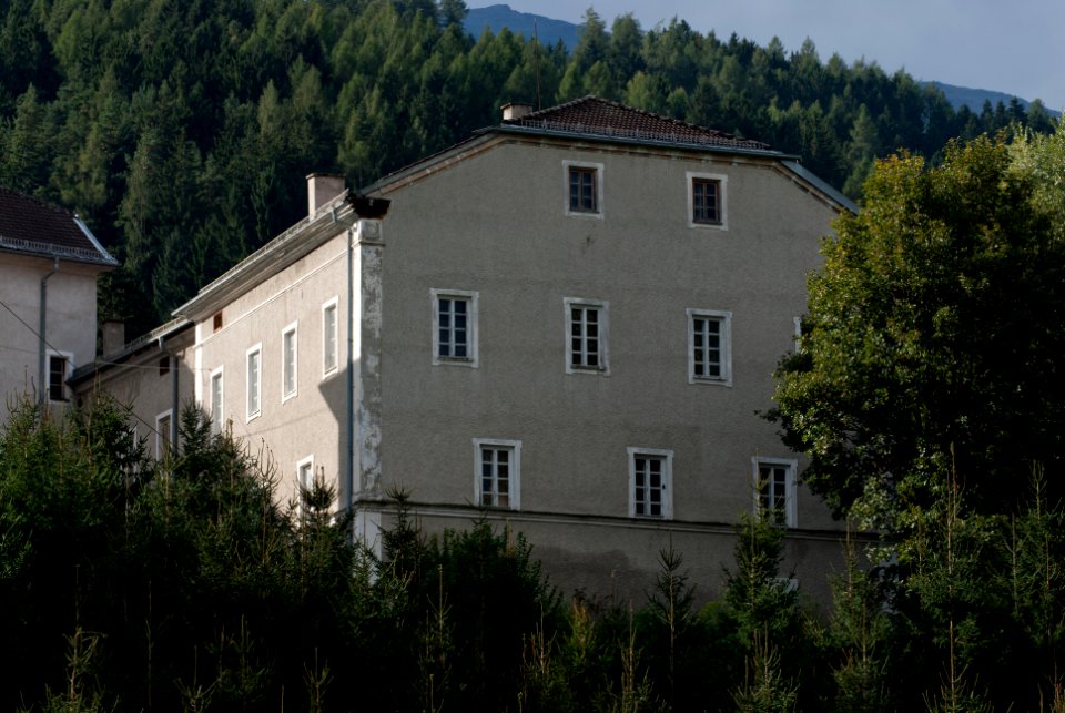 Stachelburg Kernbau