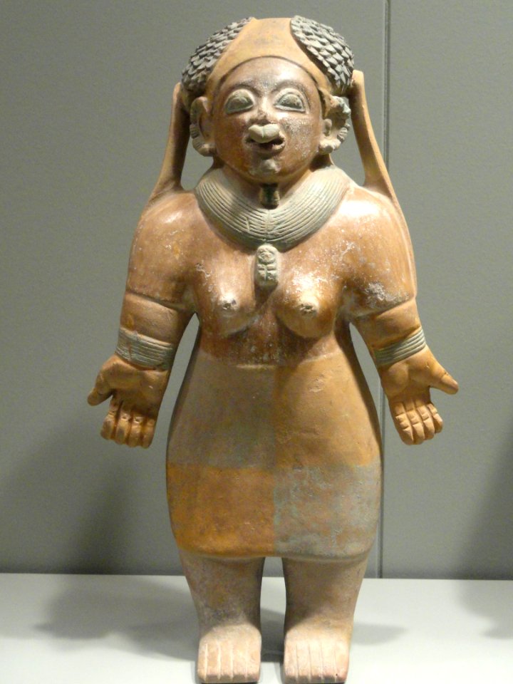 Standing Female Figure, 400 BC - 500 AD, Jama Coaque style, Chone sub-style, Ecuador, earthenware with various pigments - Gardiner Museum, Toronto - DSC01201