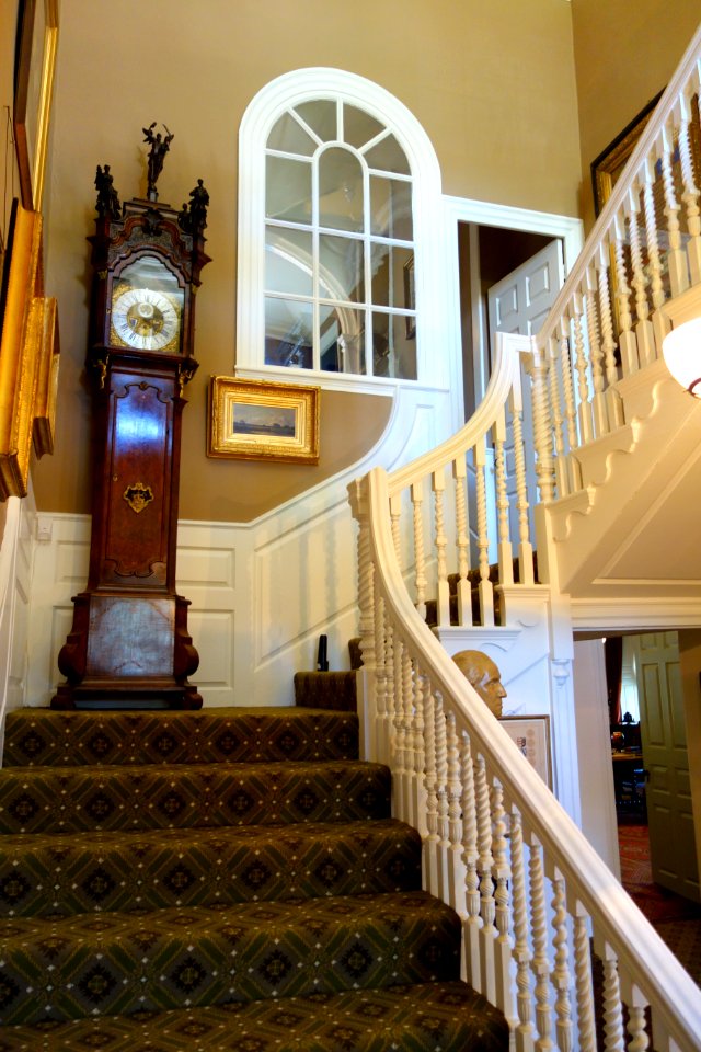 Stairway (front) - Longfellow National Historic Site - DSC04750