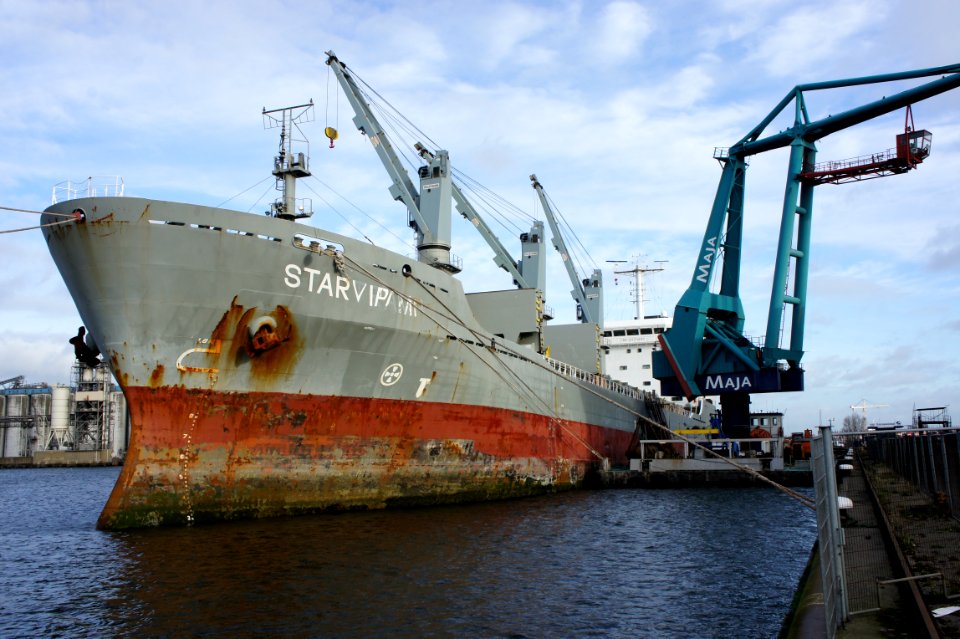 Starvip, IMO 9326495 at the Mercurius haven, pic1