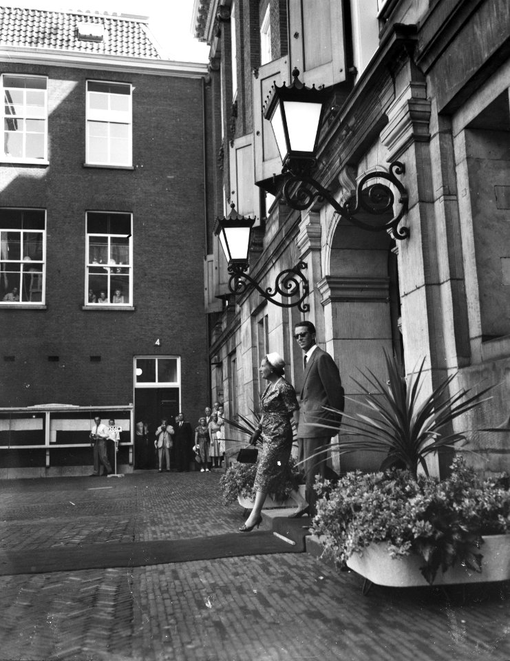 Statiebezoek koning Boudewijn , bezoek stadhuis Amsterdam, Bestanddeelnr 910-5017